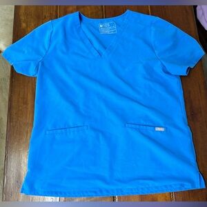 NWOT Figs Light Blue Casma Scrub Top Size XL